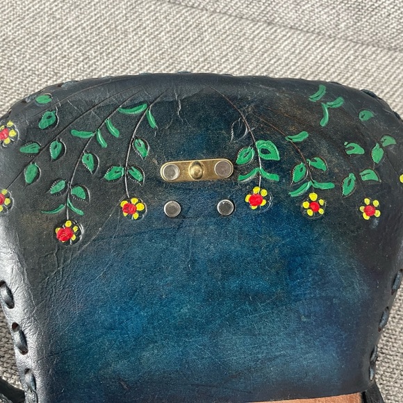 Structured Blue Leather Shoulder Bag with Floral Hand Painted Details Gold Hinge - Picture 12 of 16